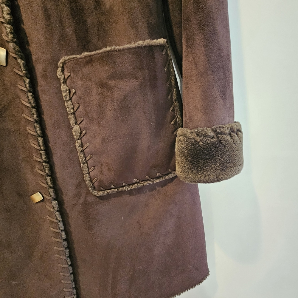 Shearling long coat. Size M. Real fur trim. - Picture 2 of 16
